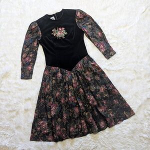 Vintage Donna Morgan Black Velvet & Rose Floral Princess Midi Dress